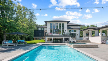 Heat Pump vs Gas Pool Heater in Chicago: Operating Cost & Sizing Chart